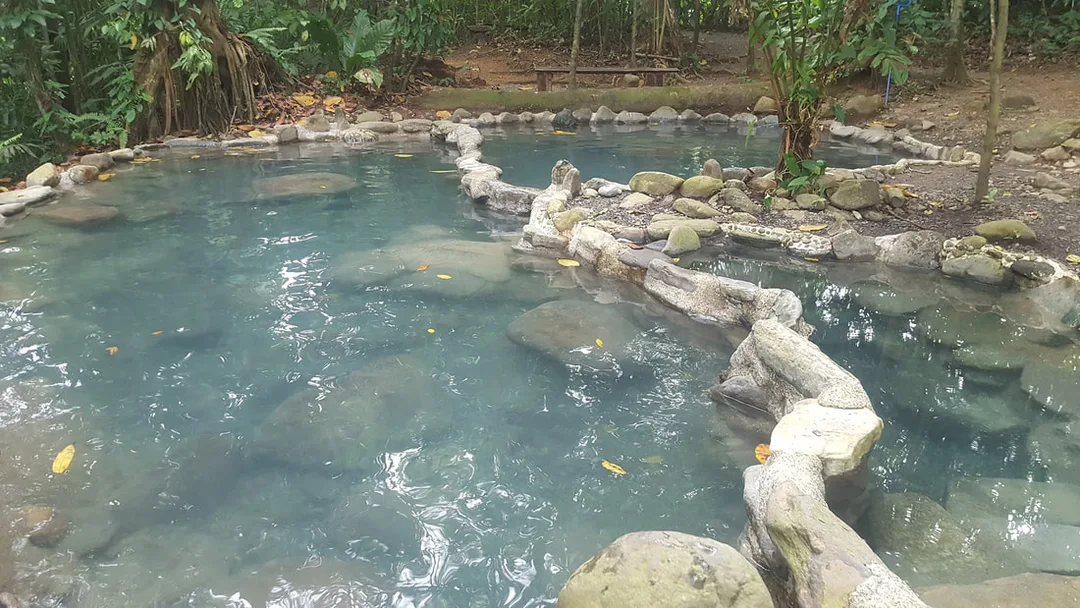 Hot Springs 4km from the house but a 30 minute drive